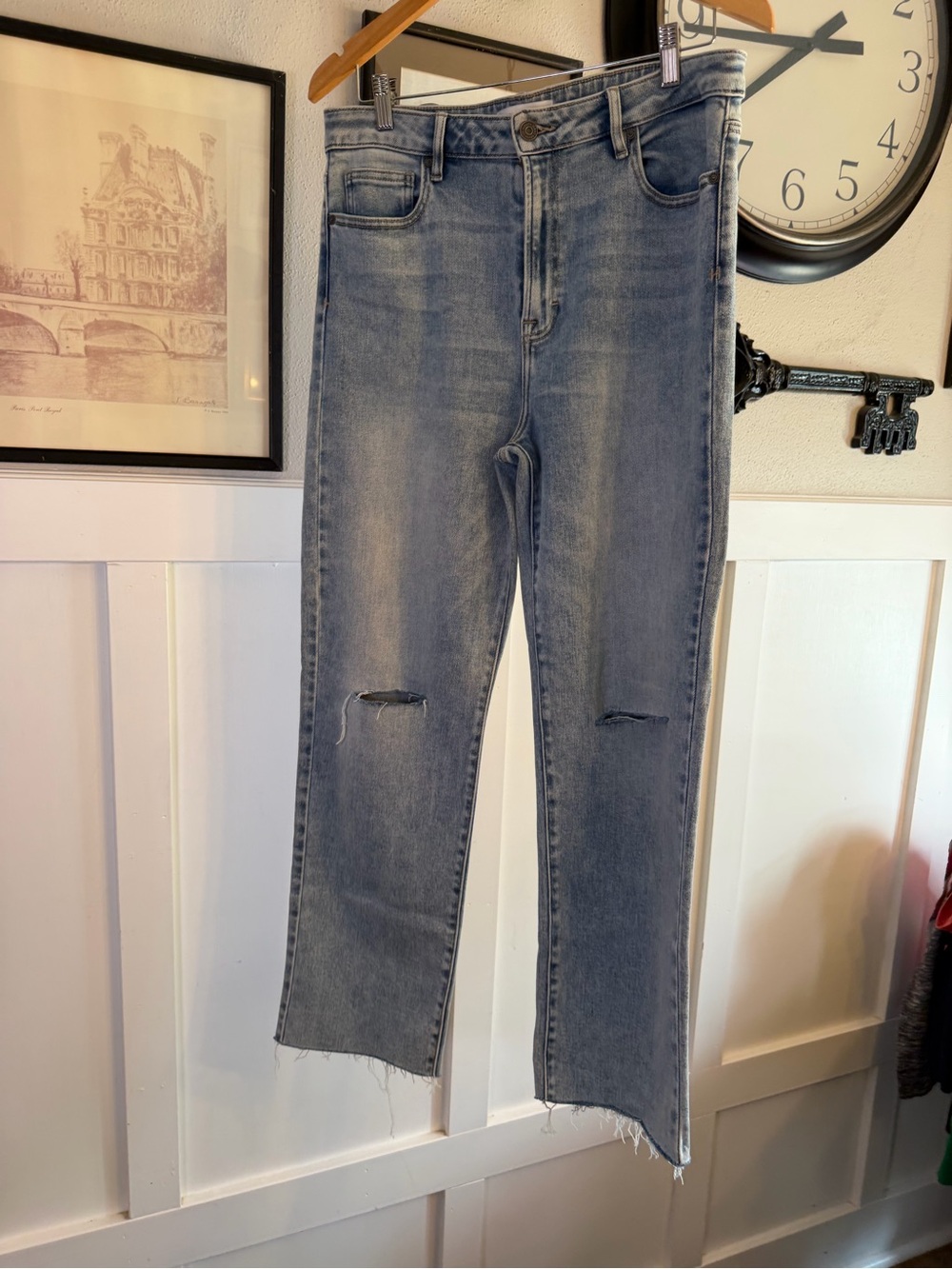 Women's Hidden High-Rise Distressed Straight Jeans Sz31 k469